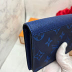 Louis Vuitton Taigarama Portefeuille Brazza Wallet Blue — view 6