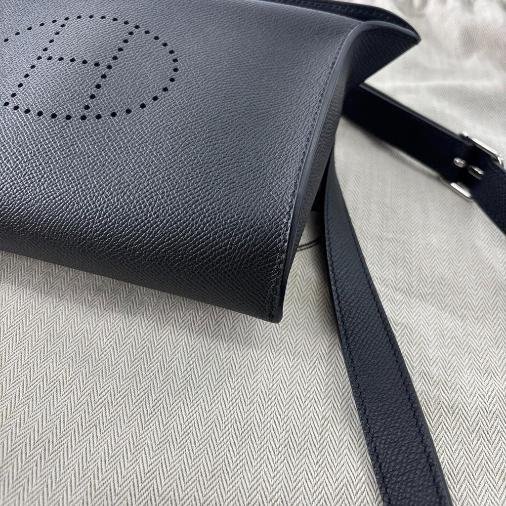 Hermes Vide Poche Togo Black Shoulder Bag — view 5