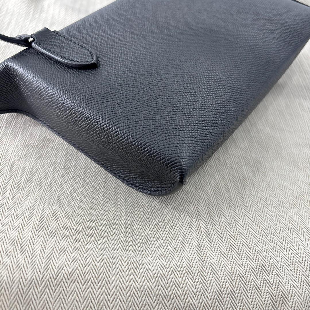 Hermes Vide Poche Togo Black Shoulder Bag — view 8