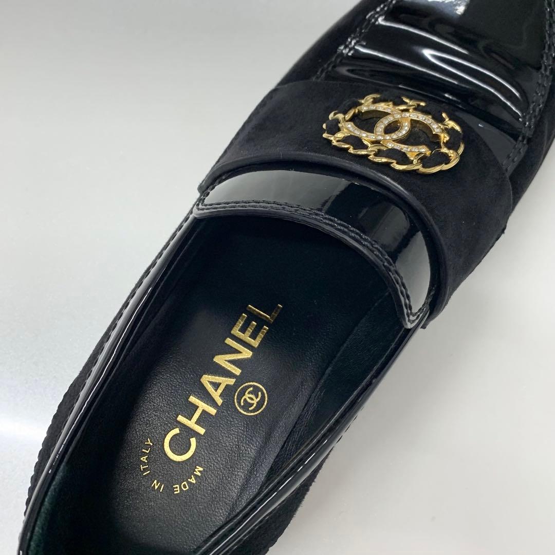 Chanel CC Logo Patent Suede Rhinestone Loafers Black — view 7