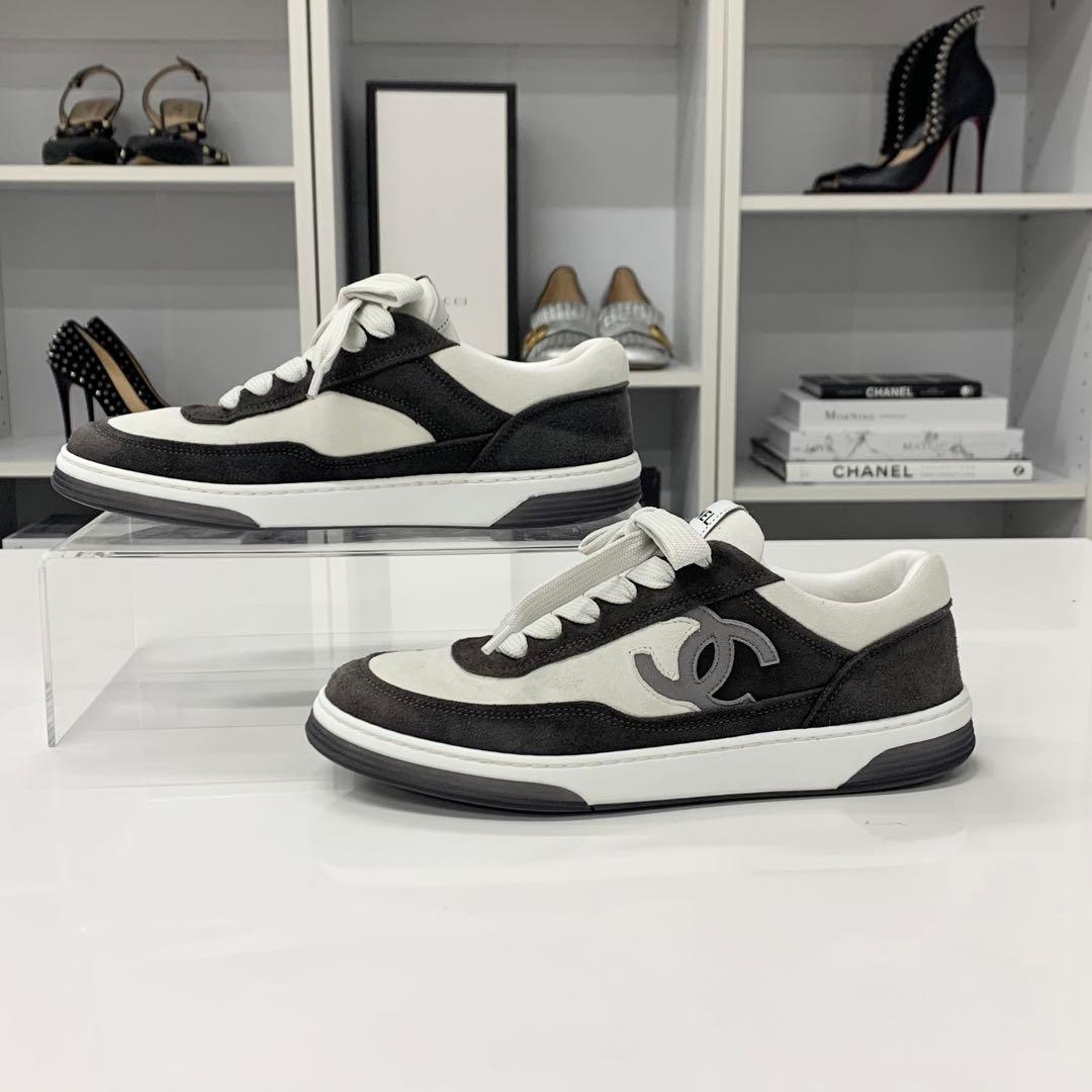 Chanel CC Logo Suede Sneakers Gray — view 2