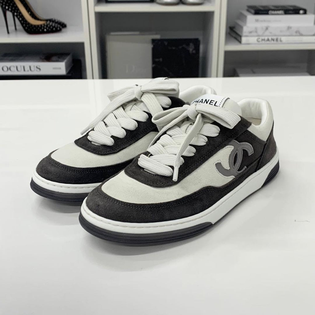 Chanel CC Logo Suede Sneakers Gray — view 3