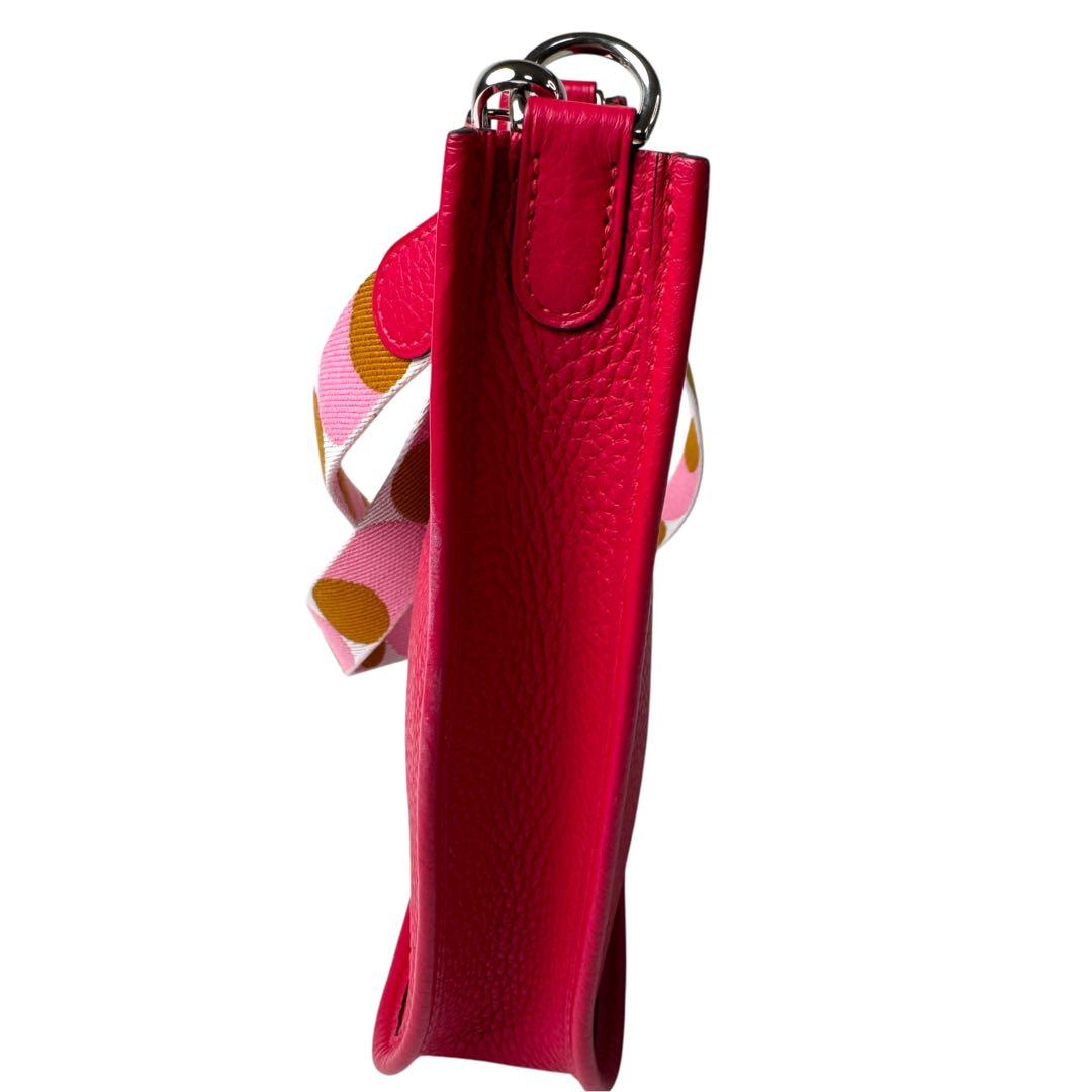 Hermes Evelyne TPM Amazon Framboise Flipper Pole Shoulder Bag — view 4