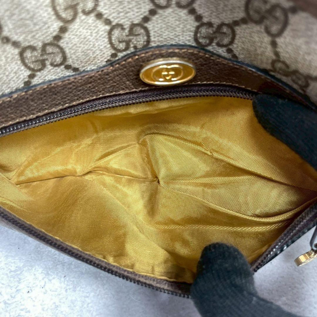 Gucci GG Sherry Line Shoulder Bag Brown Logo — view 6