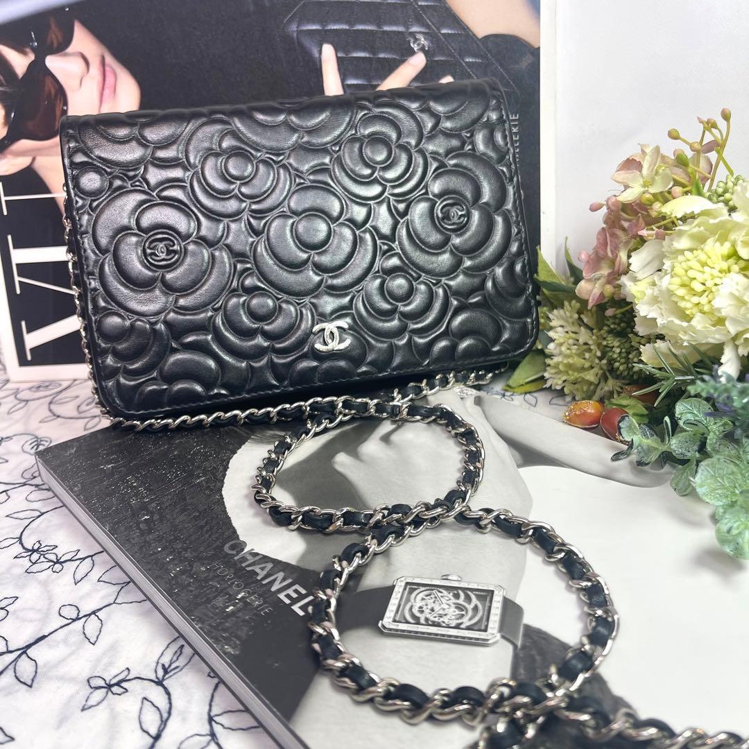 Chanel Chain Wallet Camellia Black Shoulder Bag