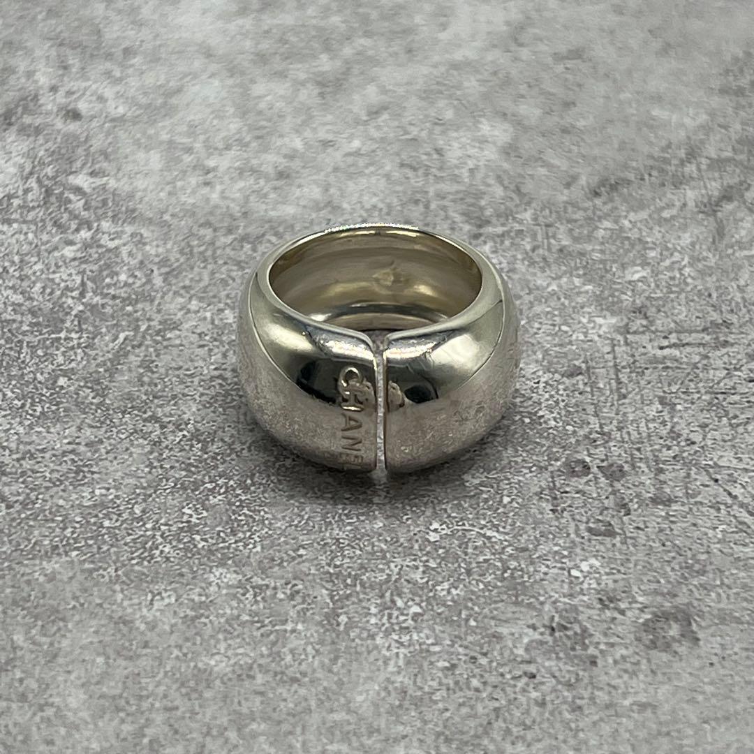 Chanel Slitlogo Wide Ring
