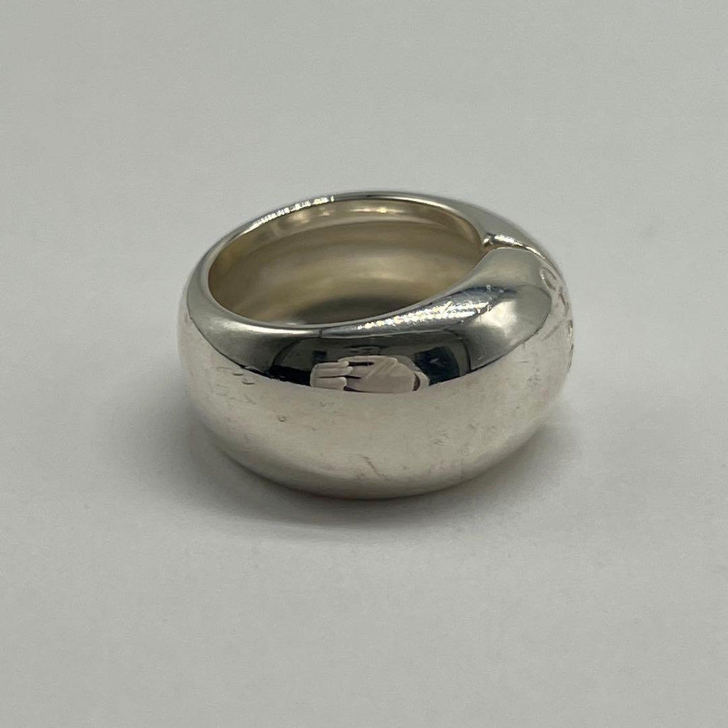 Chanel Slitlogo Wide Ring — view 4