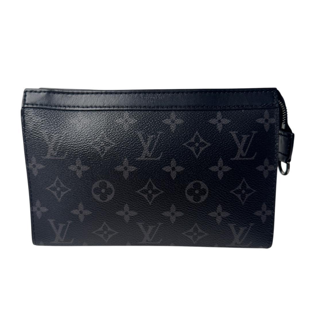 Louis Vuitton Gaston Wearable Wallet Shoulder Bag — view 4