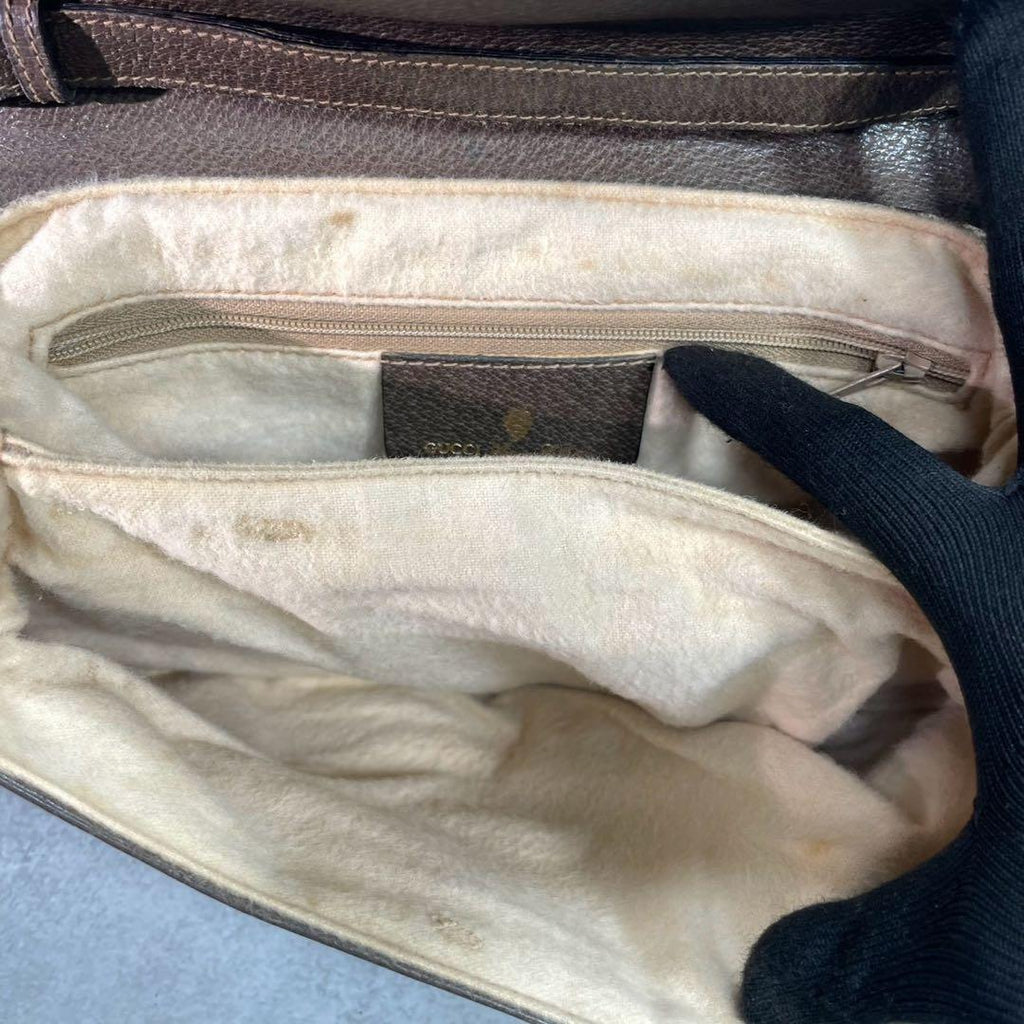 Gucci GG Sherry Line Shoulder Bag Brown Leather Logo — view 6