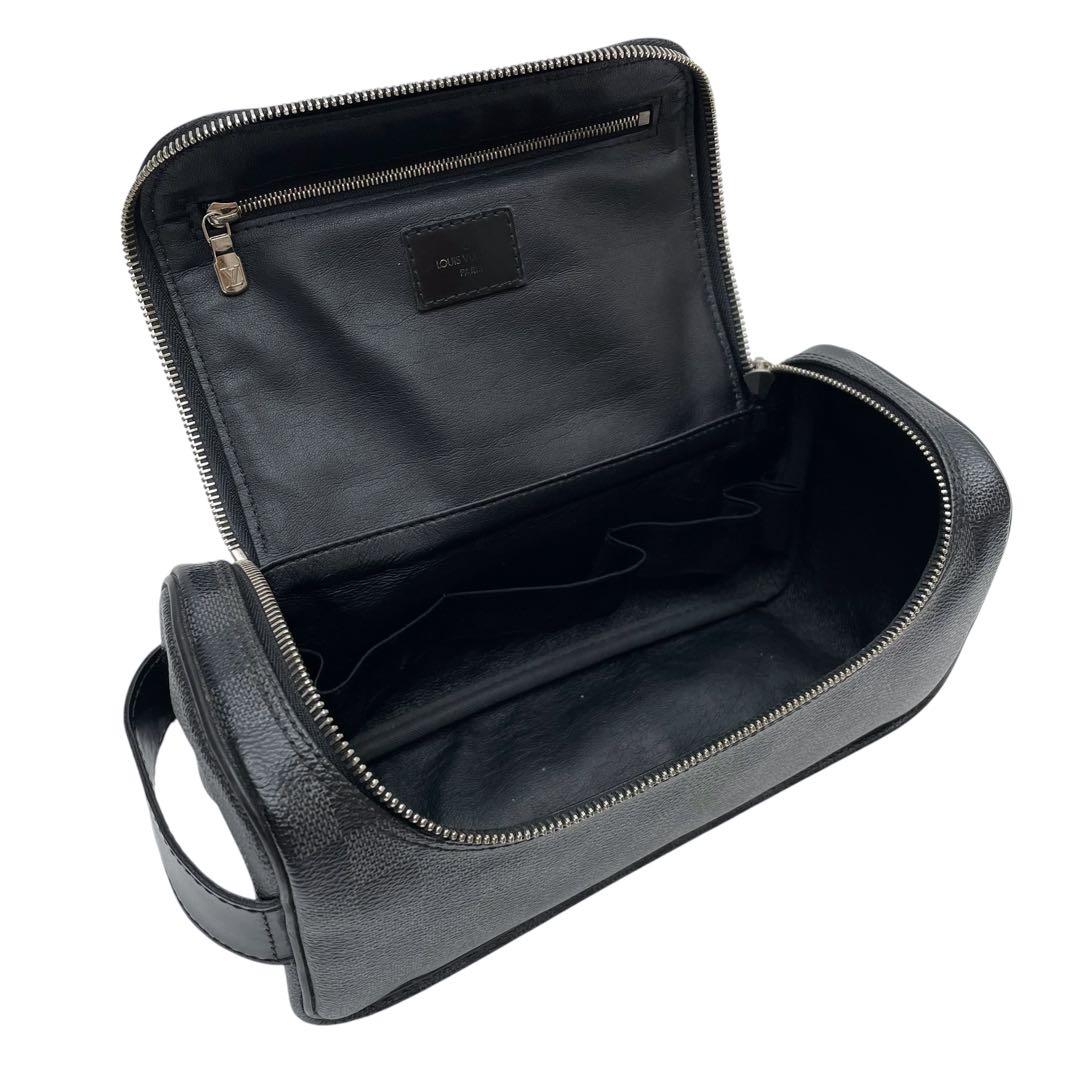 Louis Vuitton Damier Graphite Toilette Clutch Second — view 7
