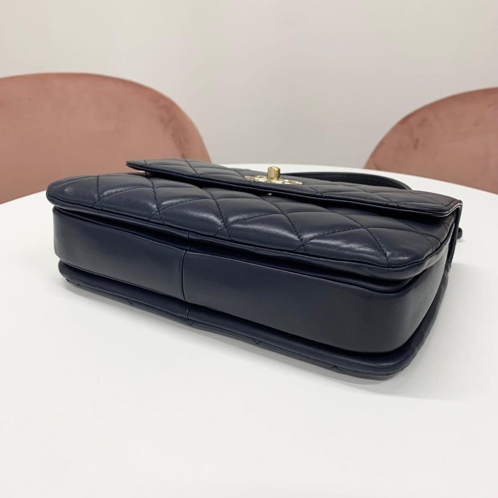 Chanel Trendy CC Lambskin CC Logo Shoulder — view 4