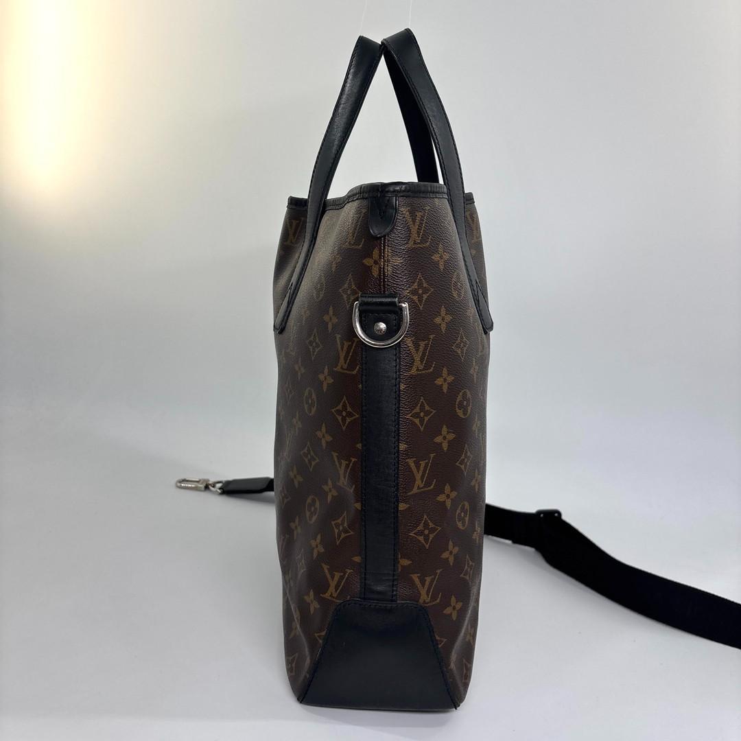Louis Vuitton Super Monogram Macassar Davis Tote Bag Black — view 4