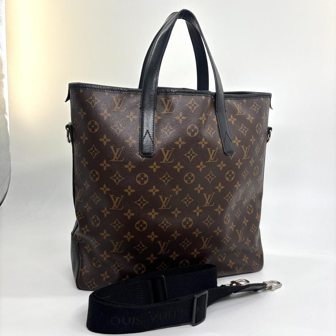 Louis Vuitton Super Monogram Macassar Davis Tote Bag Black — view 5