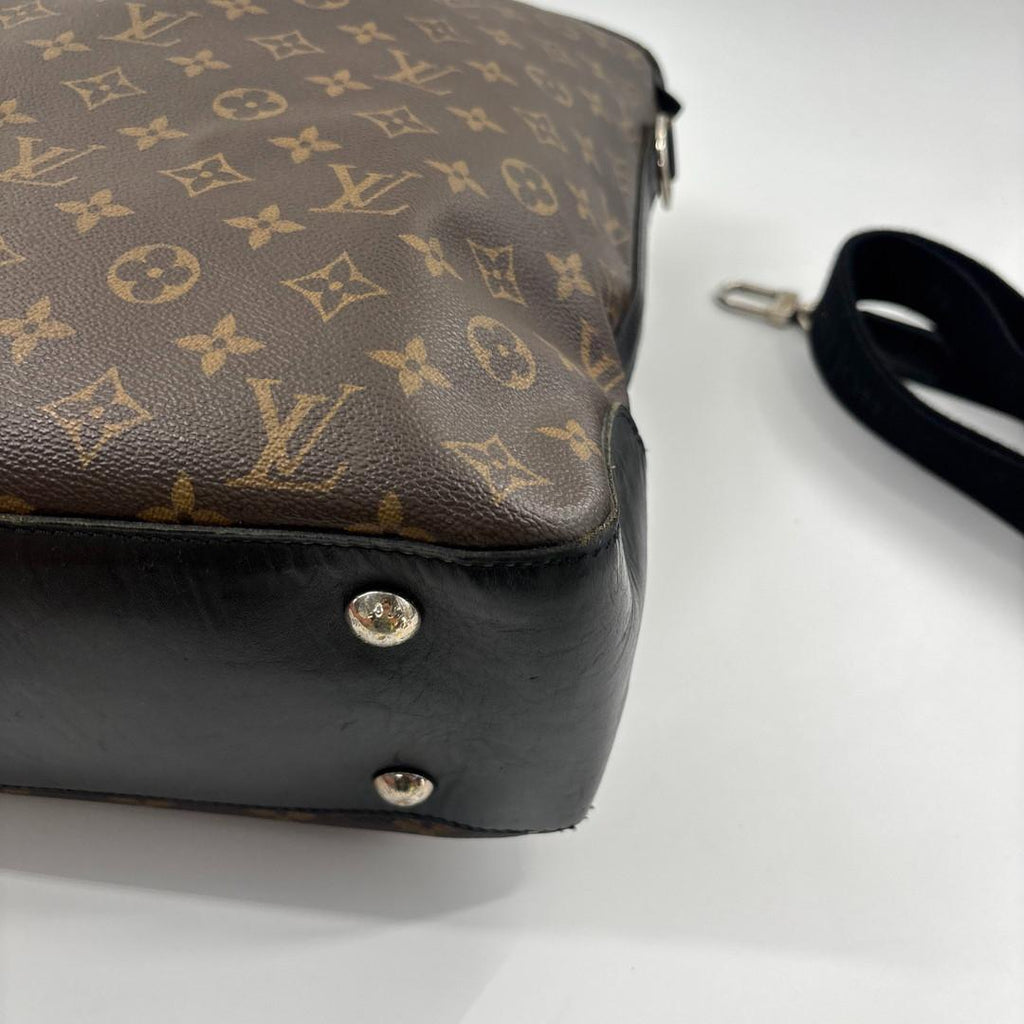 Louis Vuitton Super Monogram Macassar Davis Tote Bag Black — view 8