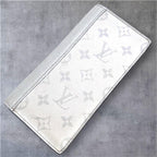 Louis Vuitton Taigarama Monogram Portefeuille Plaza Wallet