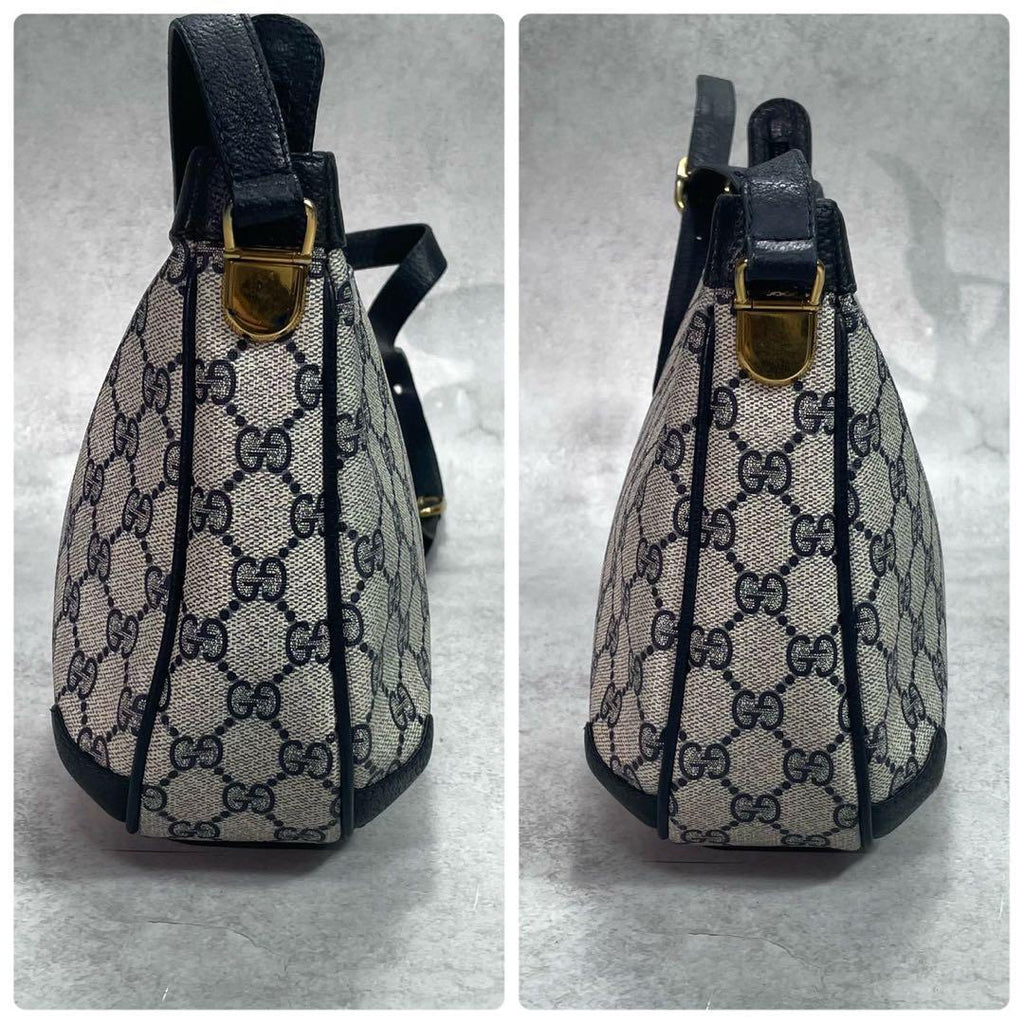 Gucci GG Shoulder Bag Navy Beige Leather Logo — view 7