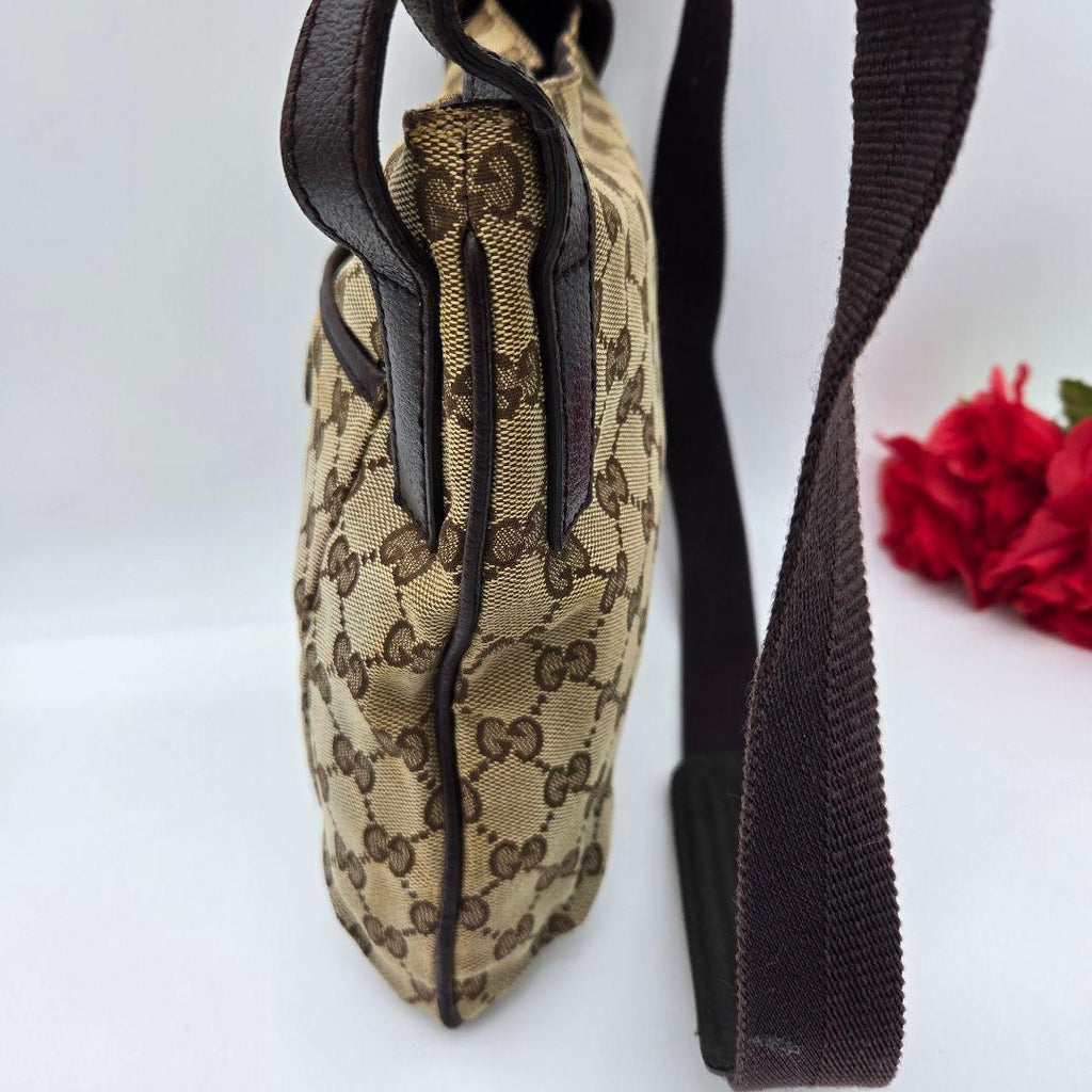 Gucci Shoulder Bag GG Canvas Brown — view 3