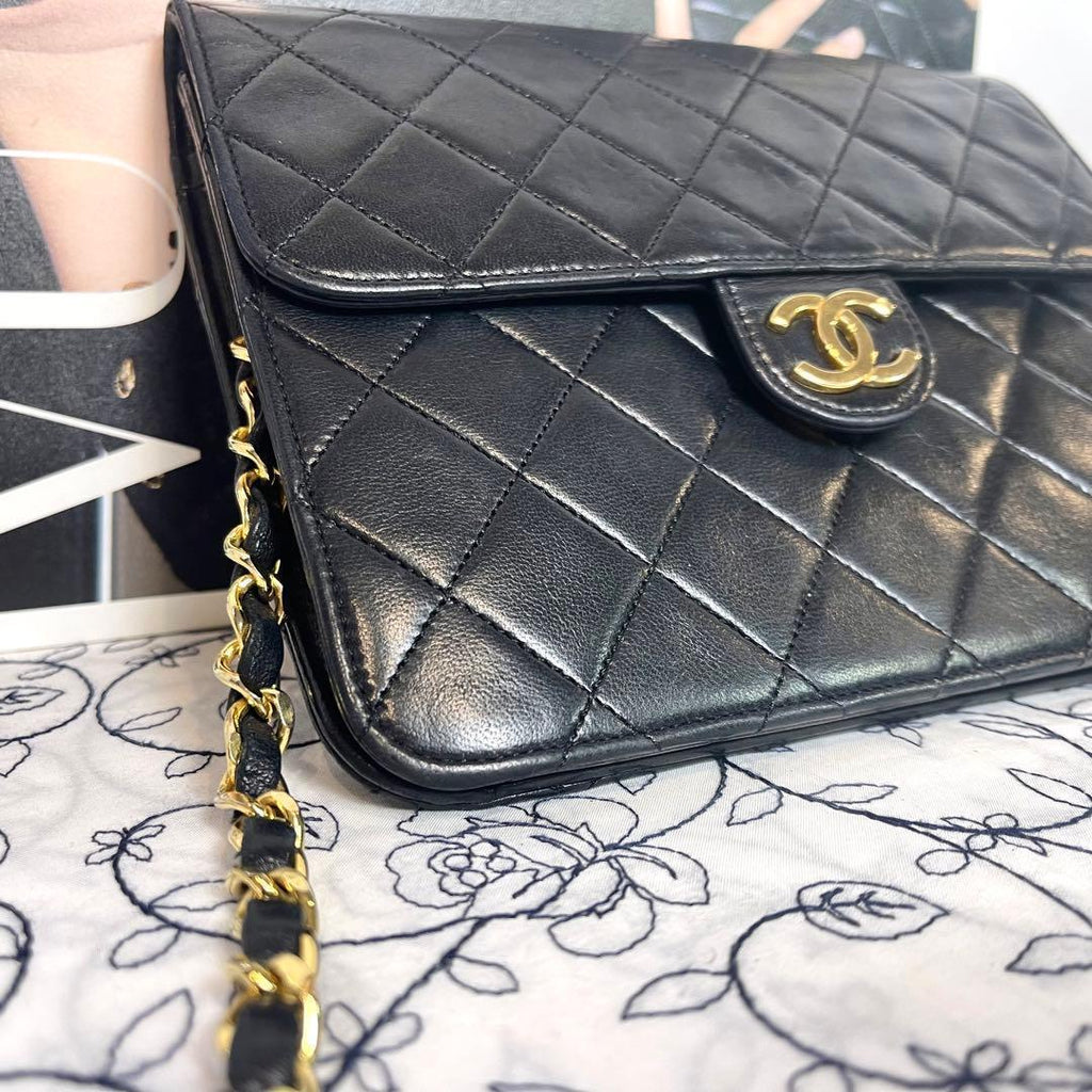 Chanel Double Flap Chain Shoulder Vintage — view 4