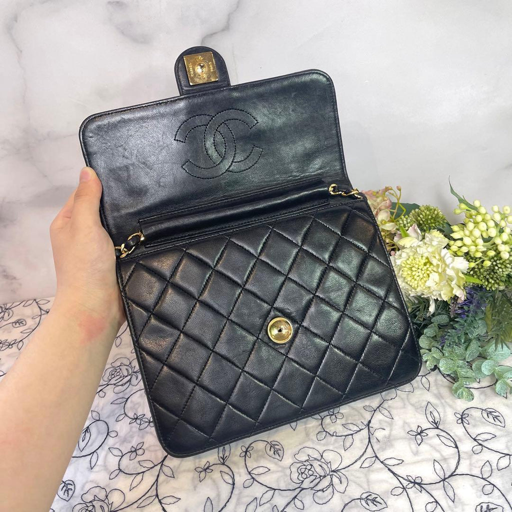 Chanel Double Flap Chain Shoulder Vintage — view 9
