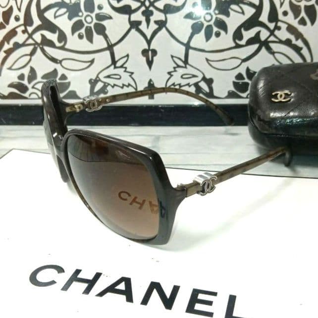 Chanel Sunglasses Brown CC Logo Wellington Eyewear