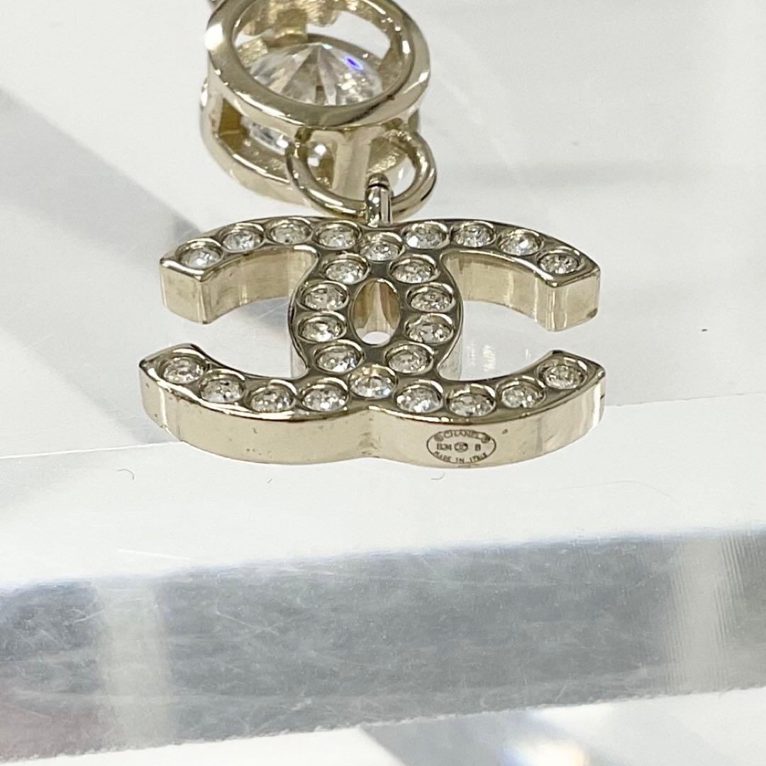 Chanel Earrings CC Logo Crystal Rhinestone Gold — view 5