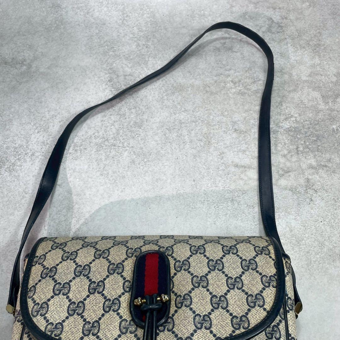 Gucci GG Sherry Line Shoulder Bag Navy Leather — view 4