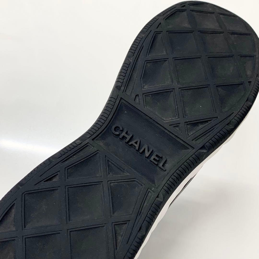Chanel CC Logo Fabric Leather Suede Sneakers — view 9