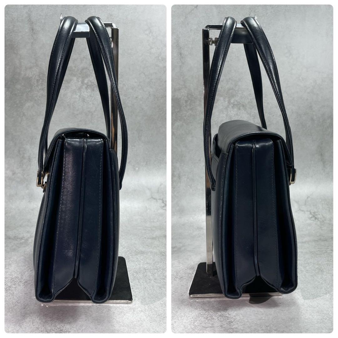 Gucci Handbag Navy Leather Gold — view 8
