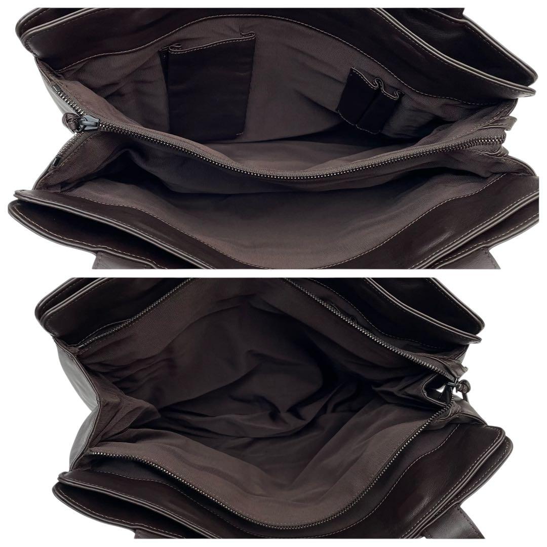 Chanel Leather CC Logo Shoulder Tote Lambskin — view 8