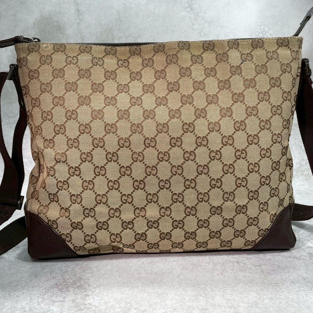 Gucci GG Shoulder Bag Brown Beige Leather Canvas — view 3