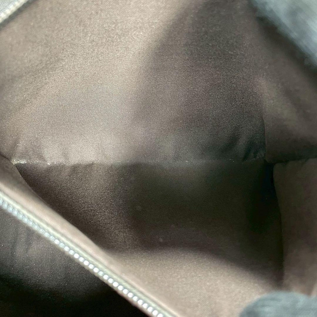 Gucci GG Shoulder Bag Brown Beige Leather Canvas — view 6