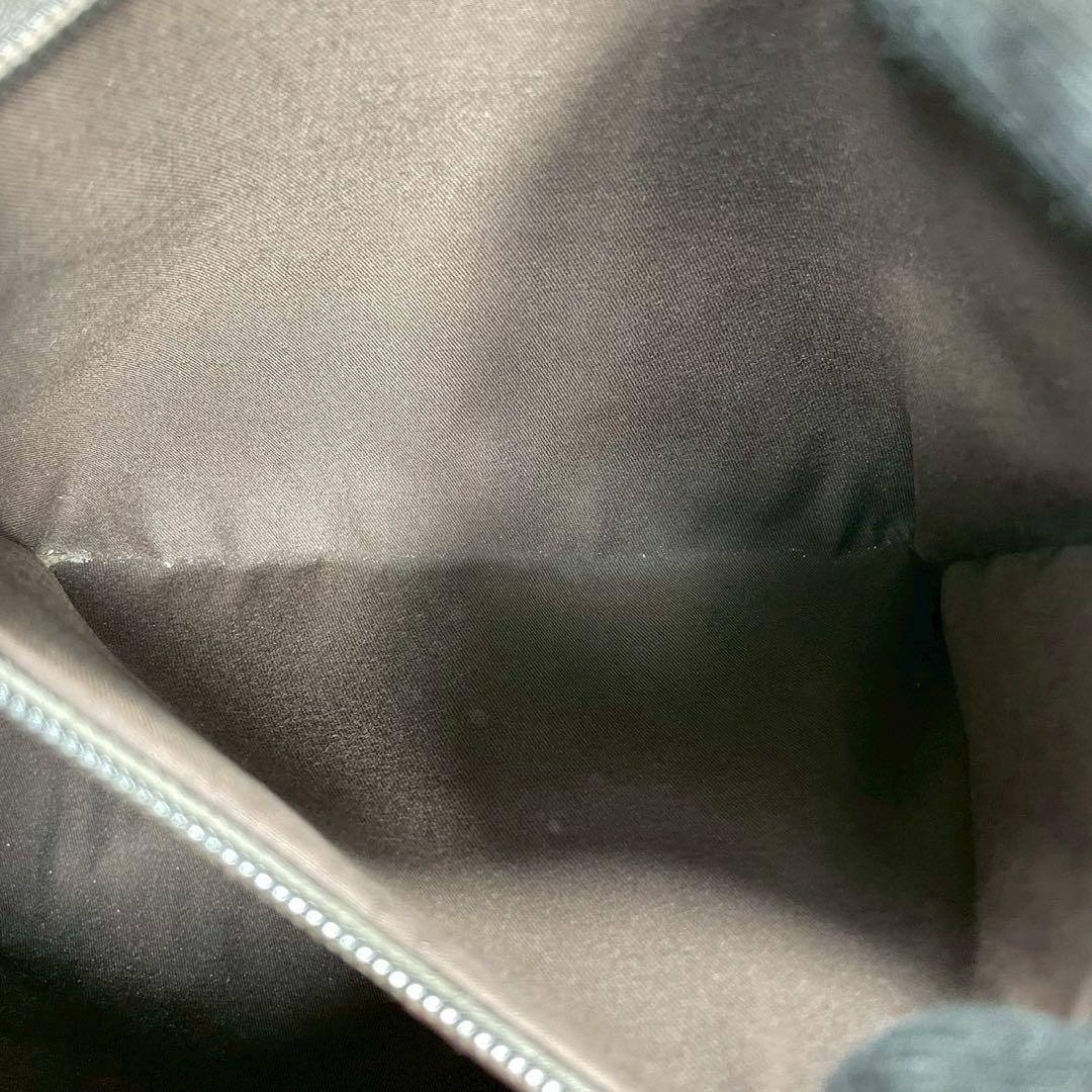 Gucci GG Shoulder Bag Brown Beige Leather Canvas — view 6