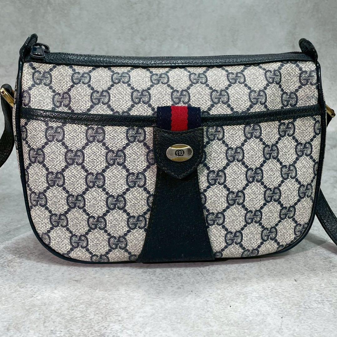 Gucci GG Sherry Line Shoulder Bag Navy Leather — view 2