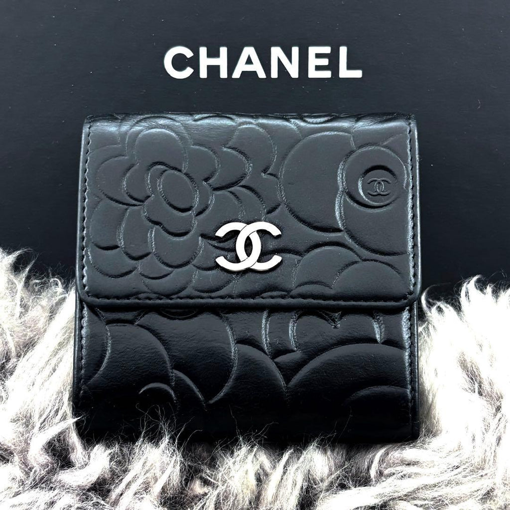 Chanel Wallet Camellia Embossed Hook Trifold — view 3