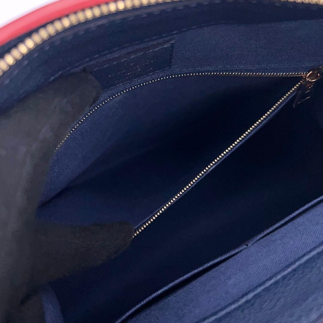 Louis Vuitton Epi Vano MM Handbag Navy — view 5