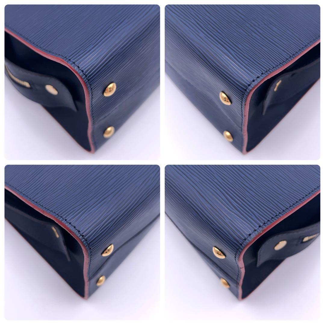 Louis Vuitton Epi Vano MM Handbag Navy — view 8