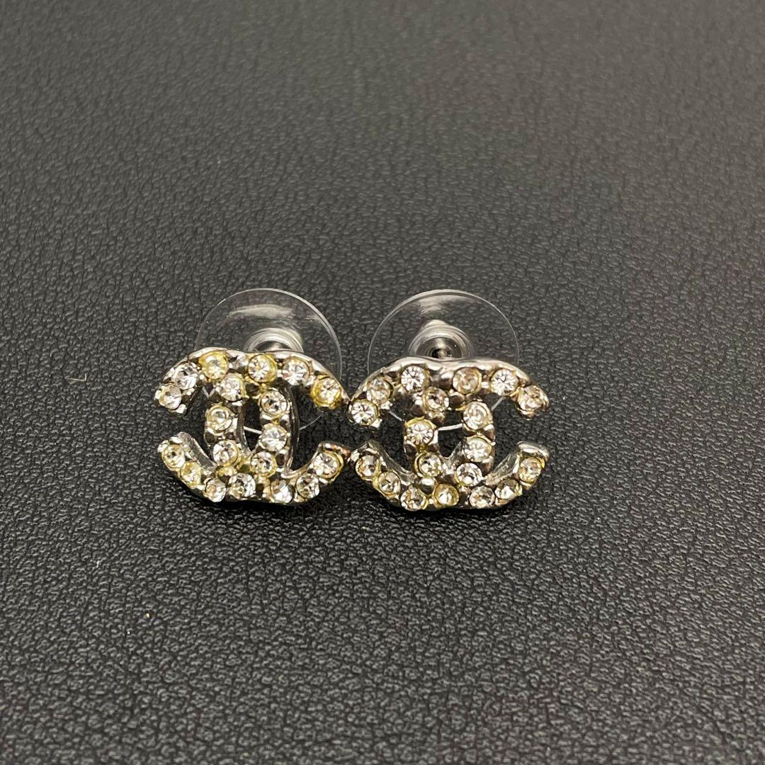 Chanel CC Logo Earrings 05c Rhinestone Icon Silver Here — view 2