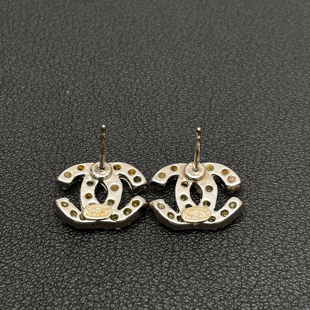 Chanel CC Logo Earrings 05c Rhinestone Icon Silver Here — view 4
