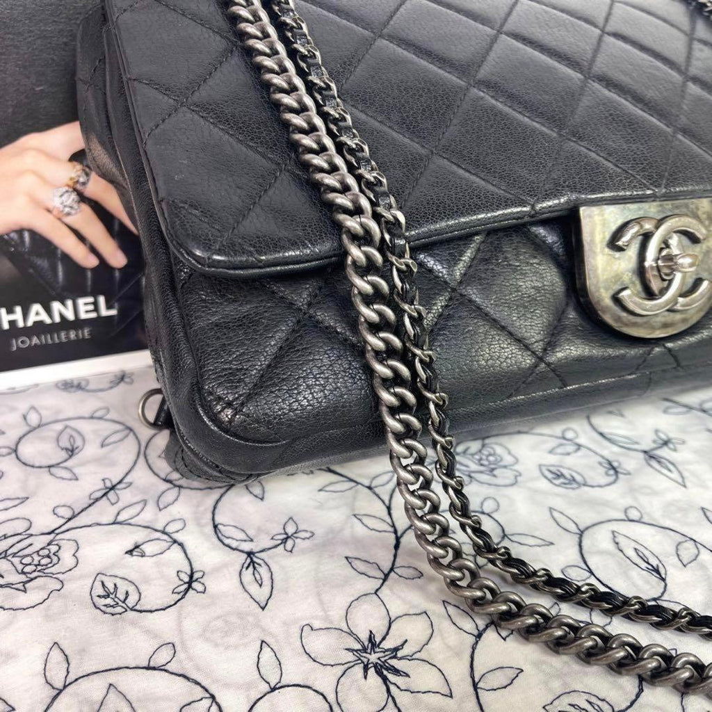 Chanel Chain Shoulder Double Flap Quilted — view 5
