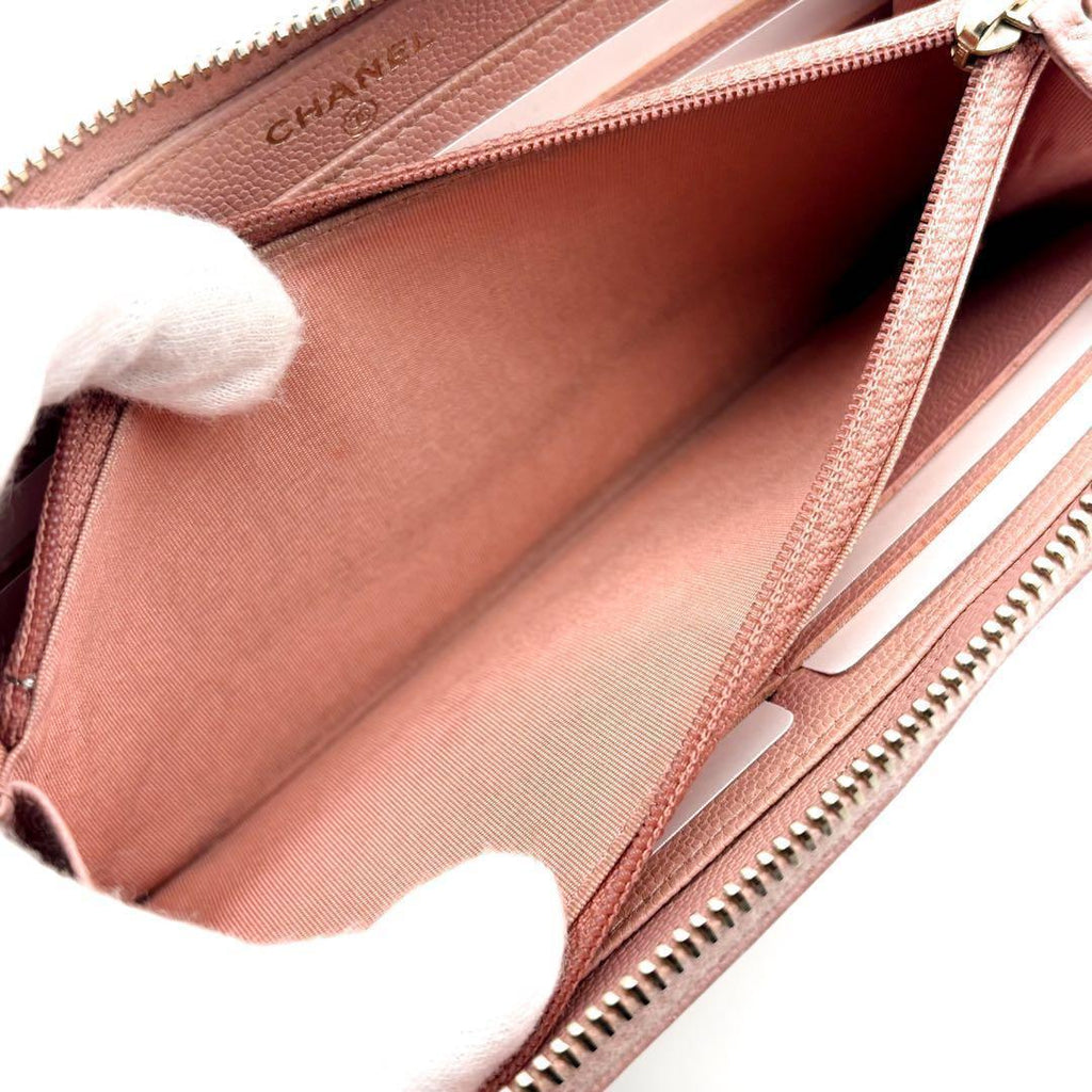 Chanel Wallet Camellia Caviar Round — view 7