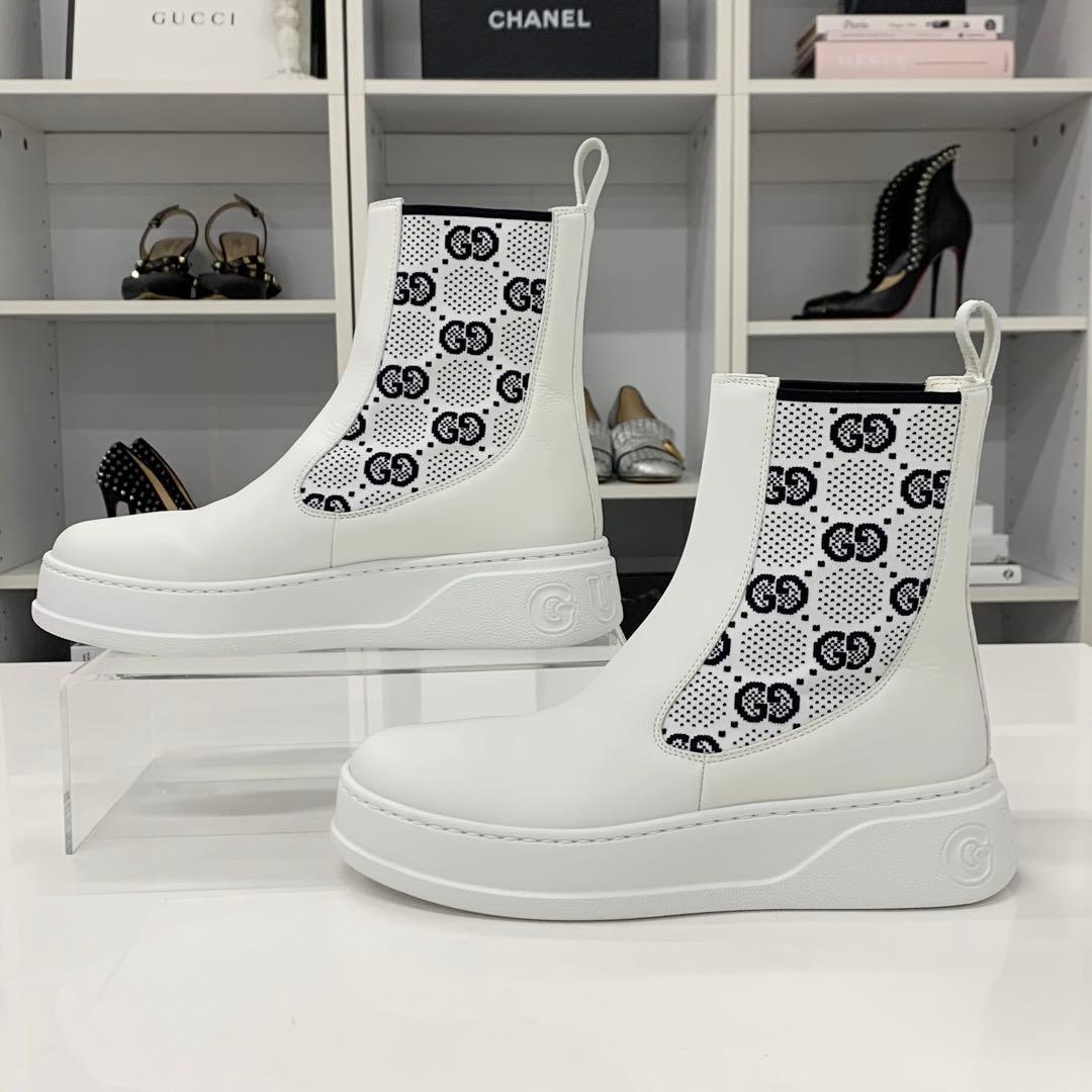 Gucci GG Supreme Leather Logo Side Gore Boots White — view 2