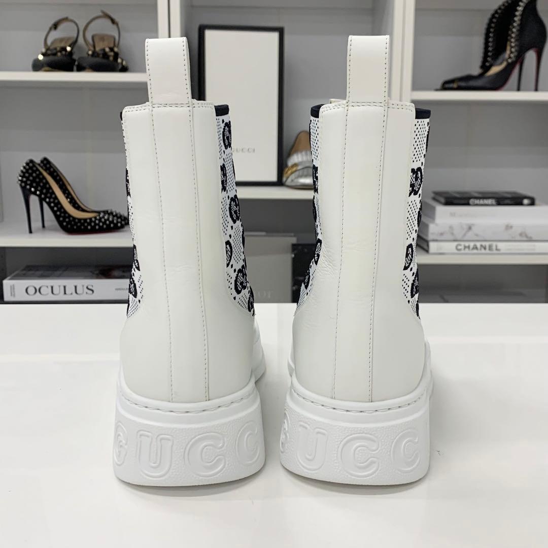 Gucci GG Supreme Leather Logo Side Gore Boots White — view 6