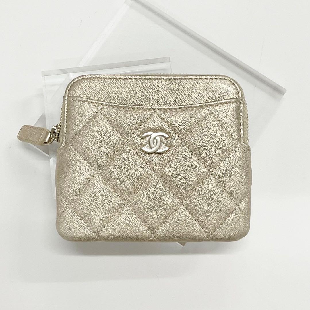 Chanel Quilted Classic Coin Purse Wallet Card Holder — view 2