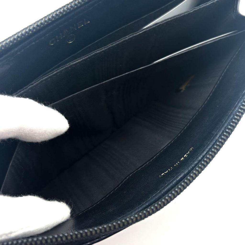 Chanel Wallet Coco Stitch Caviar Round Zip — view 7