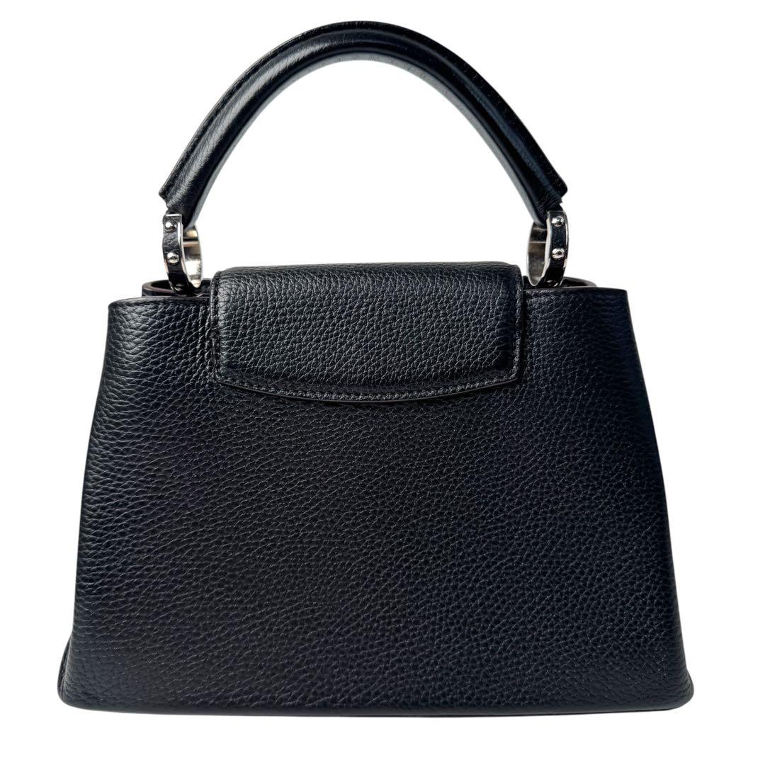 Louis Vuitton Capucines BB Shoulder Handbag Black — view 3