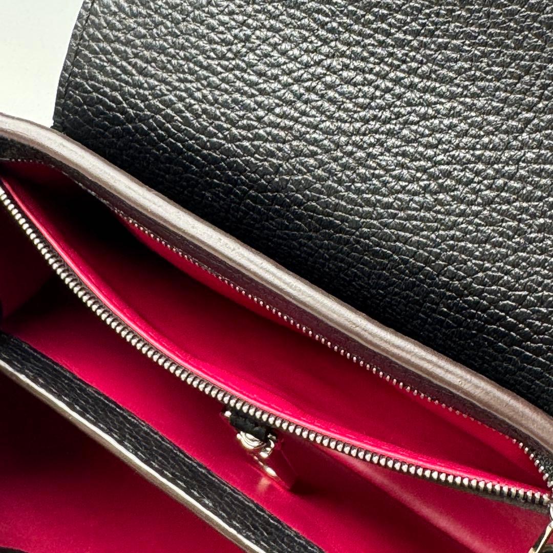 Louis Vuitton Capucines BB Shoulder Handbag Black — view 9
