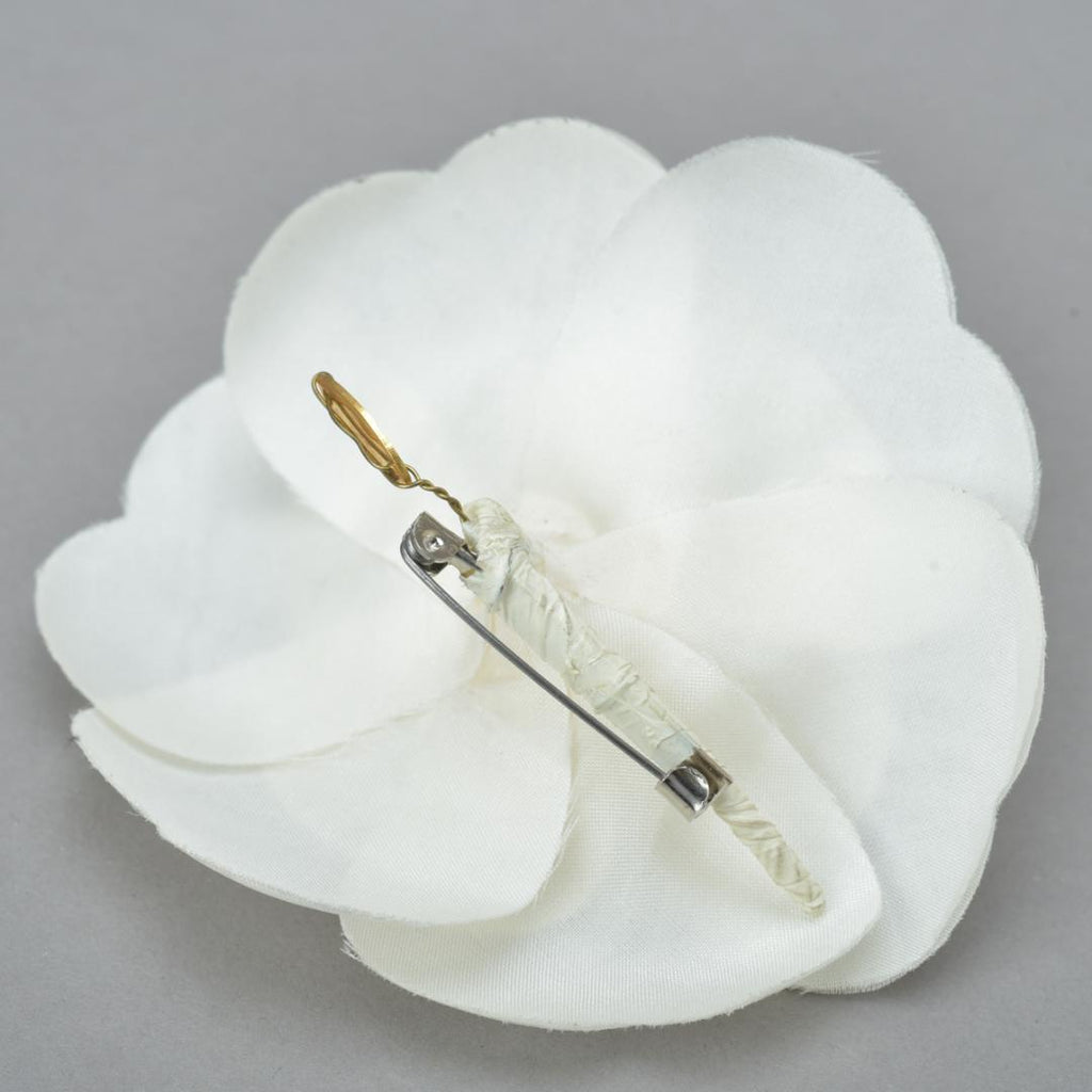 Chanel Camellia Brooch Corsage Silk White Flower — view 6
