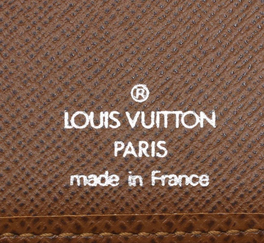 Louis Vuitton Taiga Brazza Bifold Wallet — view 9