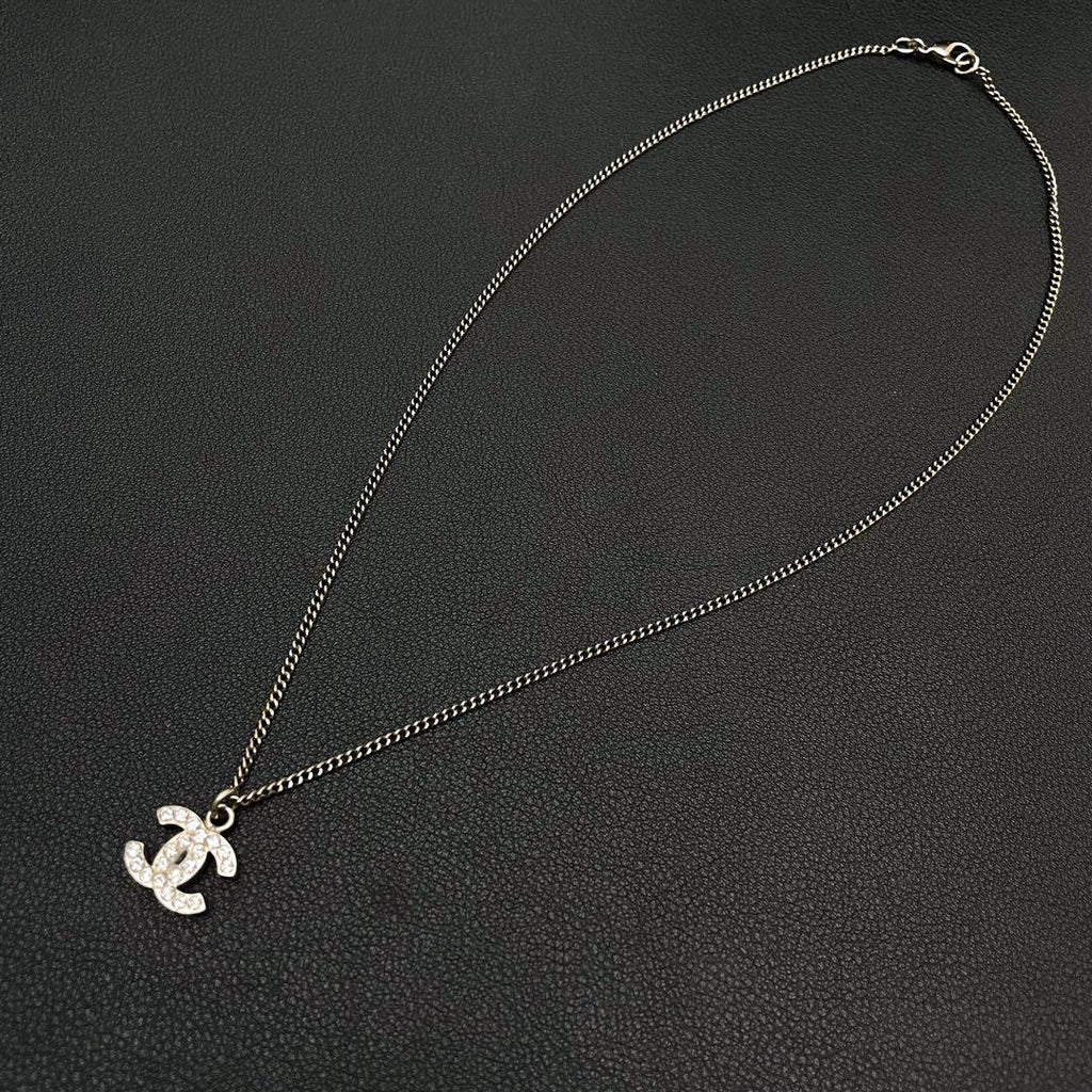Chanel CC Logo Necklace Rhinestone Silver Icon — view 4