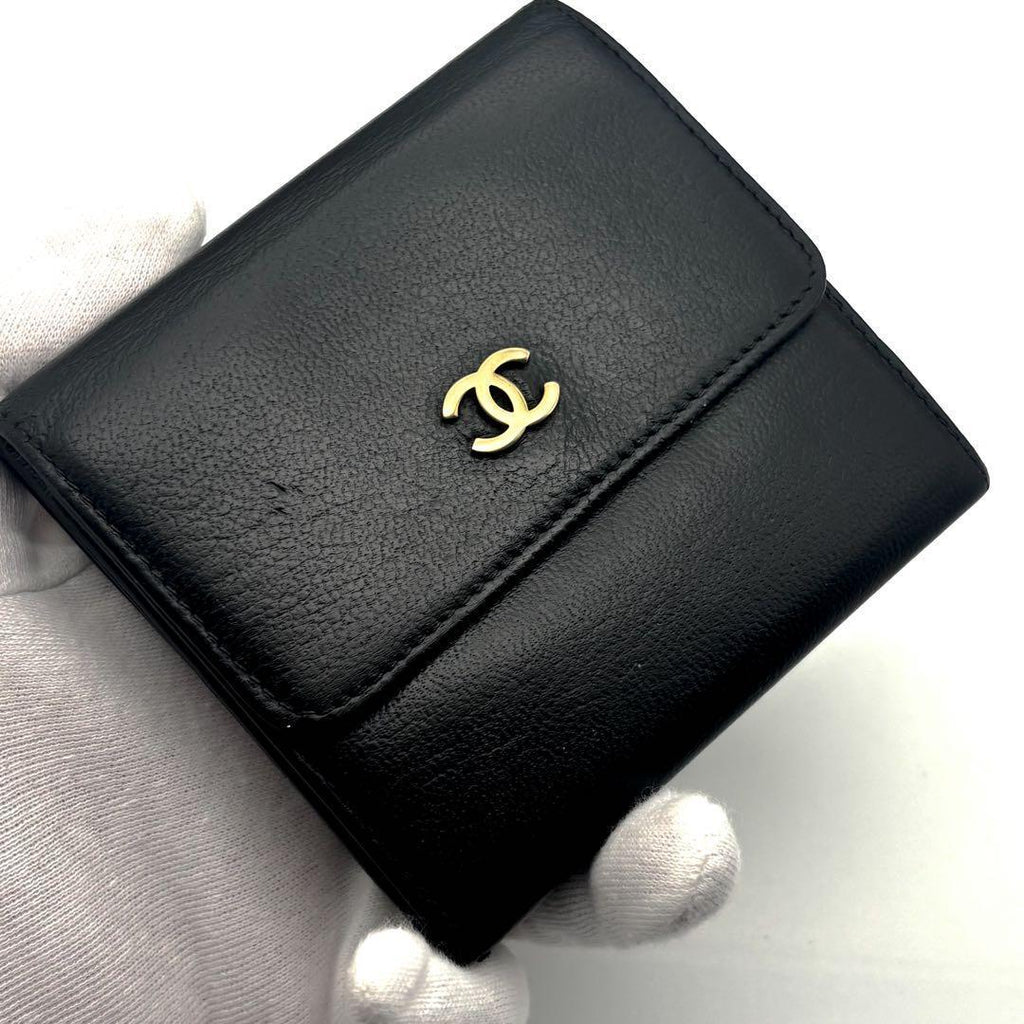 Chanel Wallet CC Logo Hook Trifold — view 3